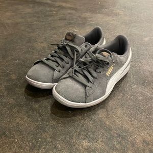 Puma shoes 7 women’s (barely worn)